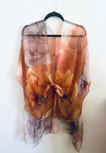 Load image into Gallery viewer, Tan and Mauve Floral Sheer Kimono
