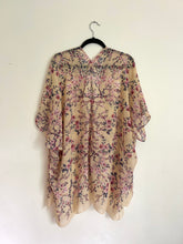 Load image into Gallery viewer, Beige and Soft Pink Small Floral Sheer Kimono