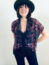 Load image into Gallery viewer, Navy Floral Sheer Cropped Kimono