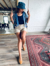 Load image into Gallery viewer, Dusty Blue Sheer Floral Cropped Kimono