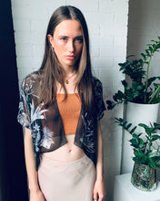 Load image into Gallery viewer, Black and White Sheer Floral Cropped Kimono