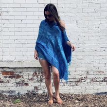 Load image into Gallery viewer, Turquoise Paisley Pashmina Draped Shawl