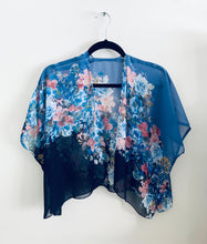 Load image into Gallery viewer, Two Tone Blue Sheer Floral Cropped Kimono