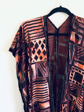 Load image into Gallery viewer, CPurple and Orange Multi Geometric Velvet Burnout Slim Fit Kimono