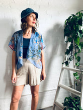 Load image into Gallery viewer, Dusty Blue Sheer Floral Cropped Kimono