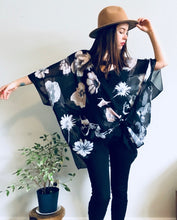 Load image into Gallery viewer, Black Floral Sheer Kimono