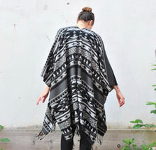 Load image into Gallery viewer, Grey and Black Southwestern Print Blanket Poncho
