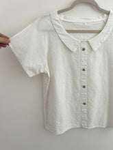 Load image into Gallery viewer, Vintage Cotton White Tee with Collar
