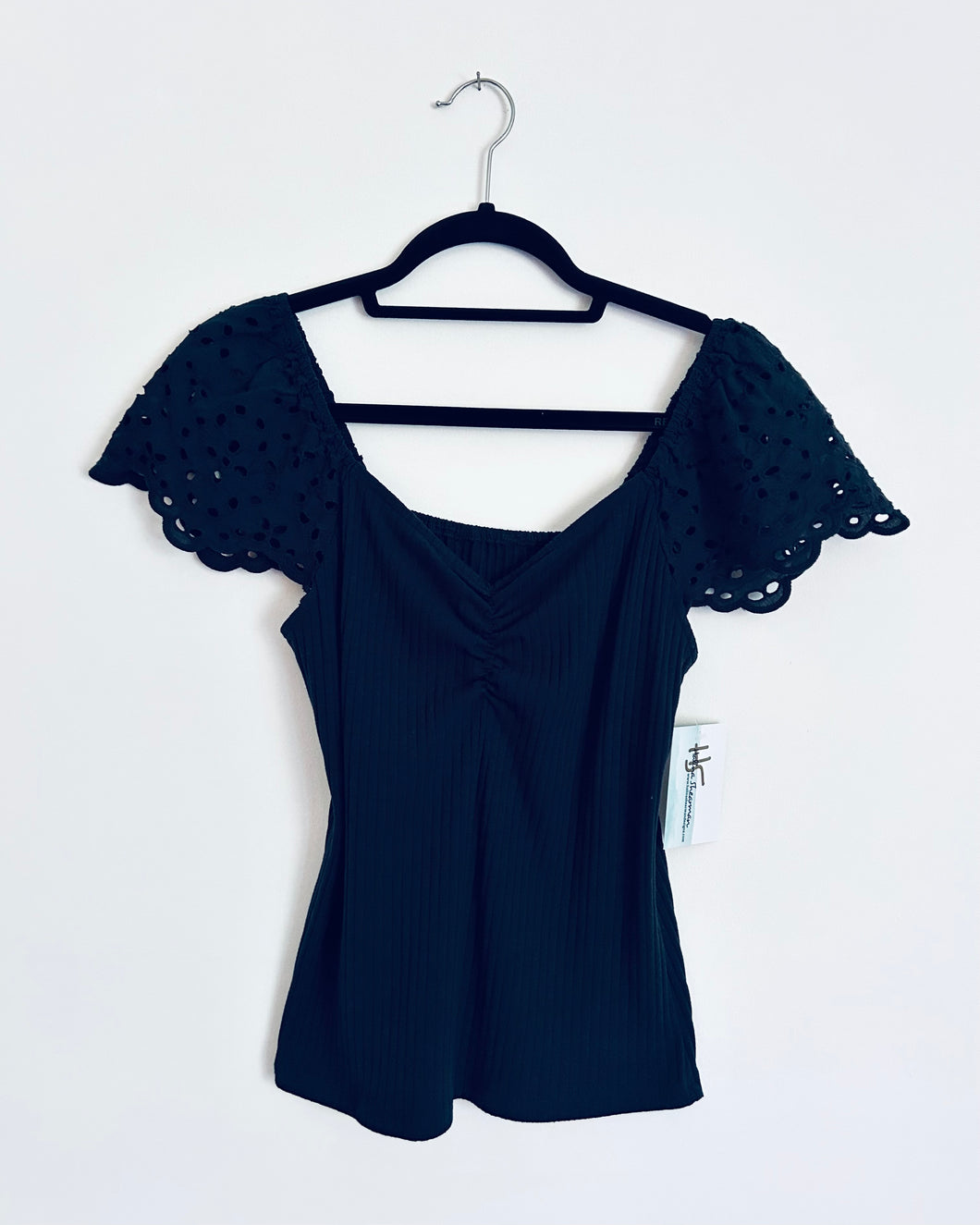 Navy ribbed and eyelet top- Medium