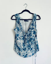 Load image into Gallery viewer, Polo Ralph Lauren ruffle blue and white floral wrap- size 8
