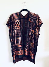 Load image into Gallery viewer, CPurple and Orange Multi Geometric Velvet Burnout Slim Fit Kimono
